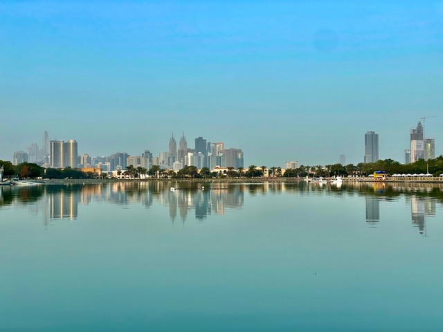 حديقة بحيرة البرشاء في دبي