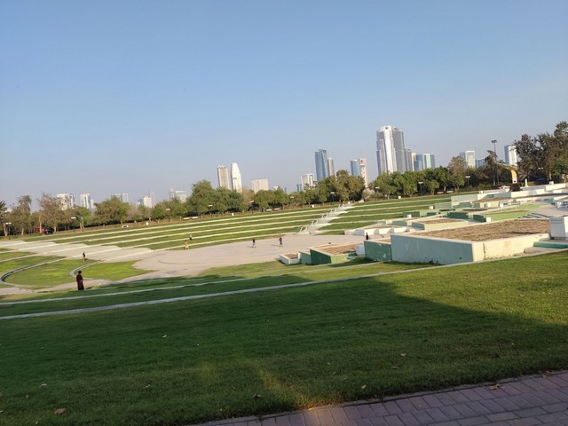 حديقة شاطئ الممزر دبي