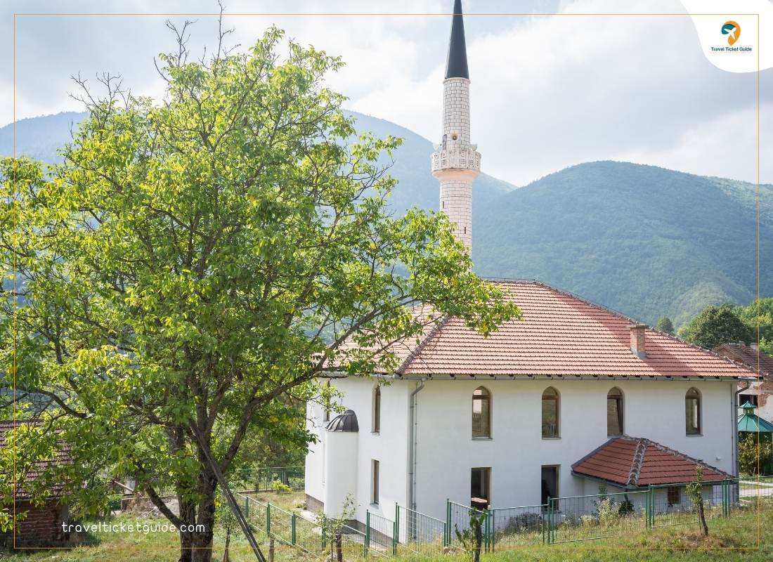 أهم المدن السياحية في البوسنة - مسجد فرحات باشا
