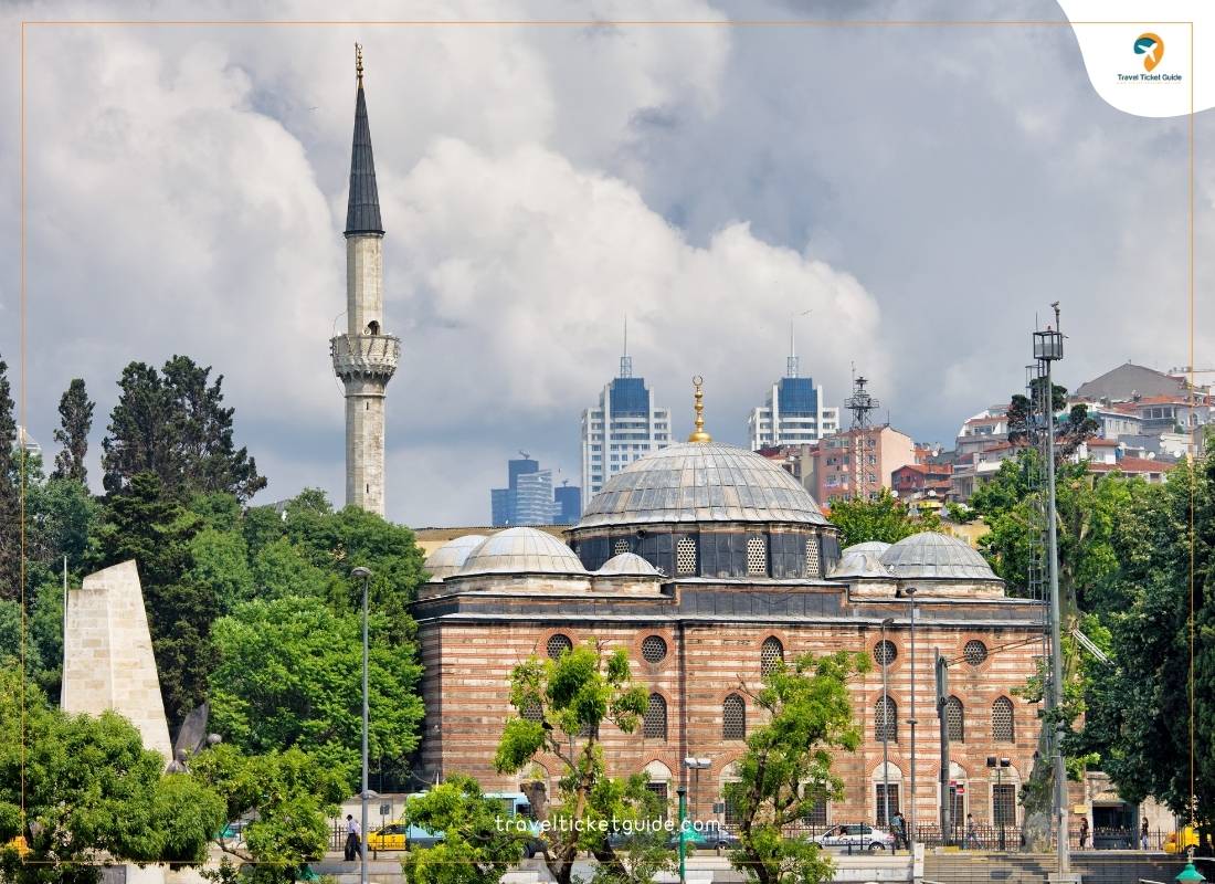 مدن تركيا السياحية-مسجد اسكندر باشا مدينة طرابزون تركيا